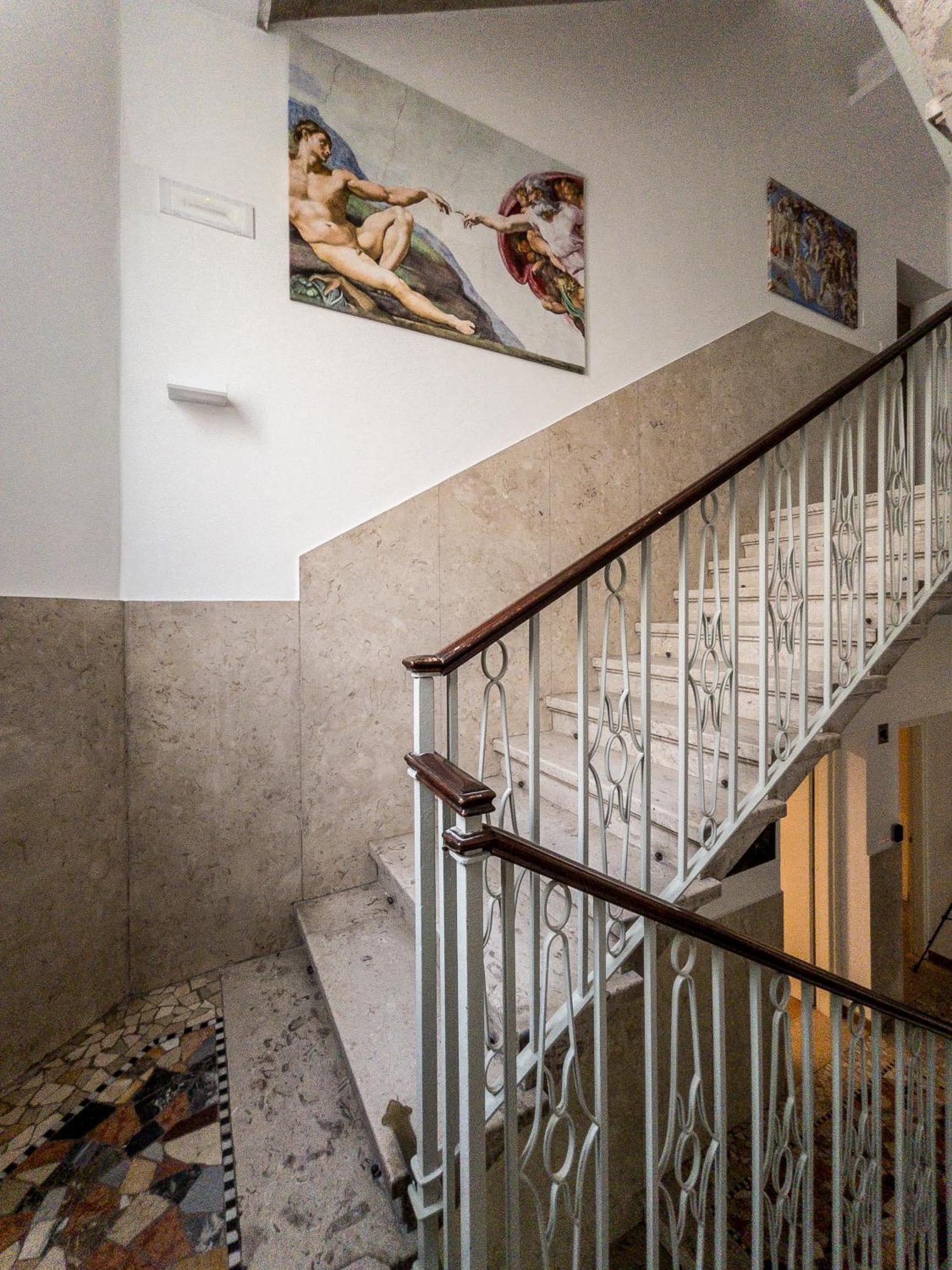 Rrrapido Holy Suites And Rooms - Via Sardegna Милано Екстериор снимка