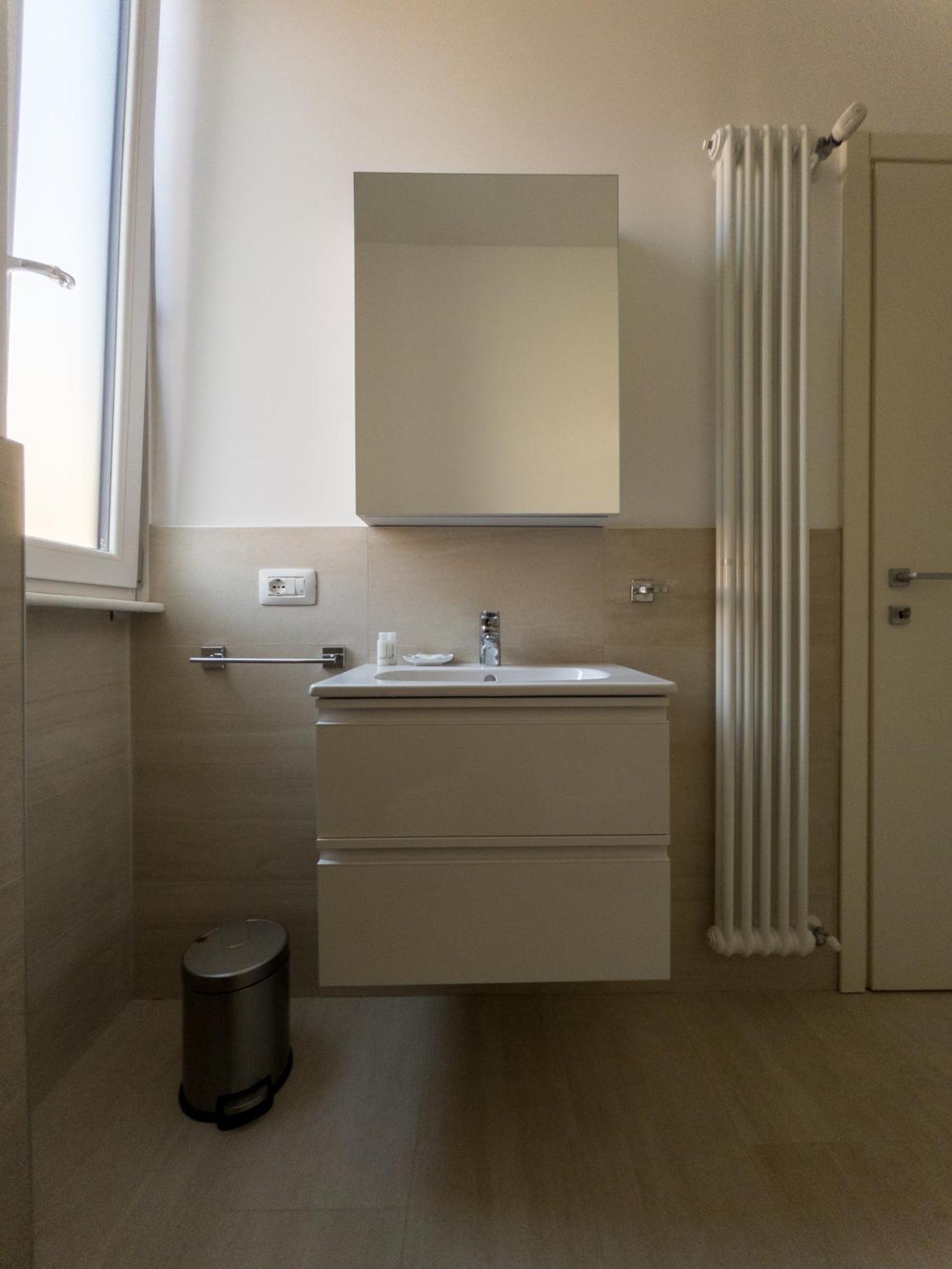 Rrrapido Holy Suites And Rooms - Via Sardegna Милано Екстериор снимка