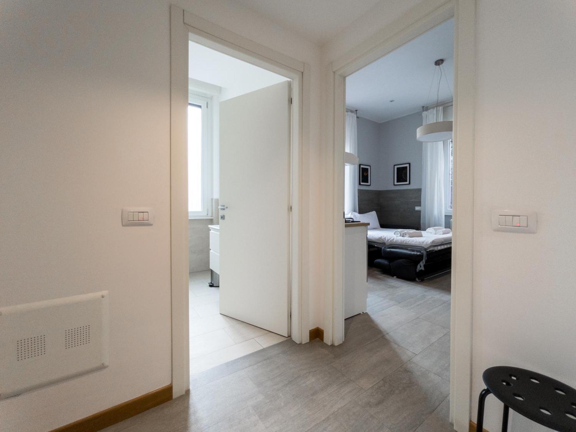 Rrrapido Holy Suites And Rooms - Via Sardegna Милано Екстериор снимка