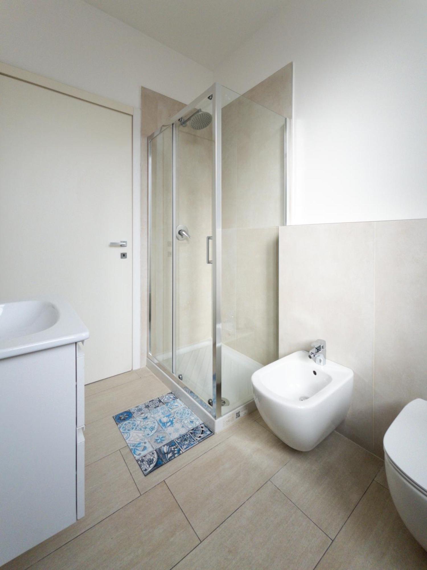 Rrrapido Holy Suites And Rooms - Via Sardegna Милано Екстериор снимка